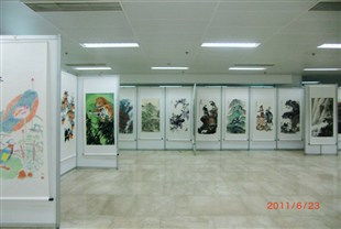 北京八棱柱掛畫展板出租銷售服務(wù) 打造專業(yè)拍賣會(huì)掛畫展覽